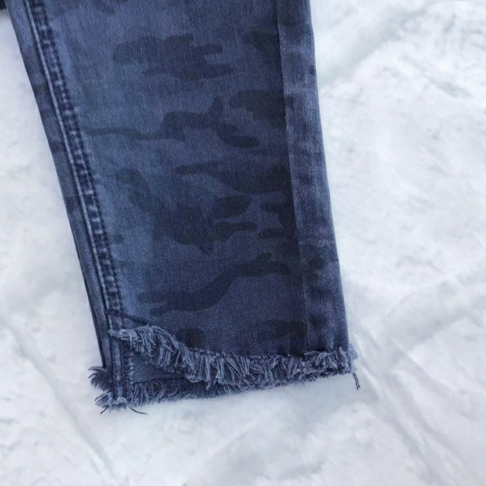 Casual Chic Charcoal Camo Ripped Skinny Jeans - Picture 7 of 16